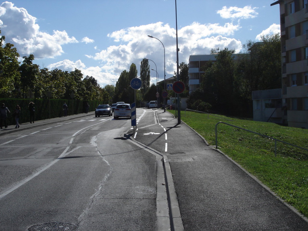 La chicane et le by-pass vélo