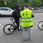 Distribution de croissants et café offerts par Prévessin à la douane de Meyrin